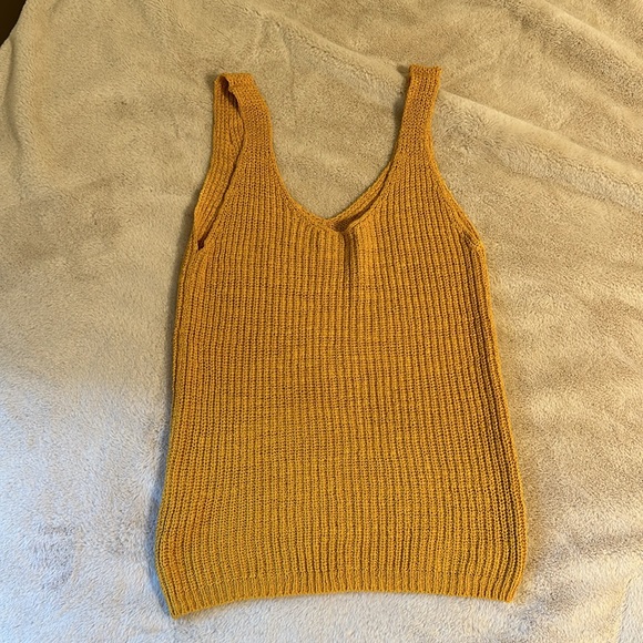 Madewell women’s knit tank top - Picture 2 of 3